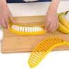 1pc Creative Banana Slicer Fruit Salad Divider Kitchen Gadgets - 1 Piecs
