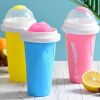 Summer Squeeze Homemade Juice Water Bottle Quick-Frozen Smoothie Sand Cup Pinch Fast Cooling Magic Ice Cream Slushy Maker Beker - Pink